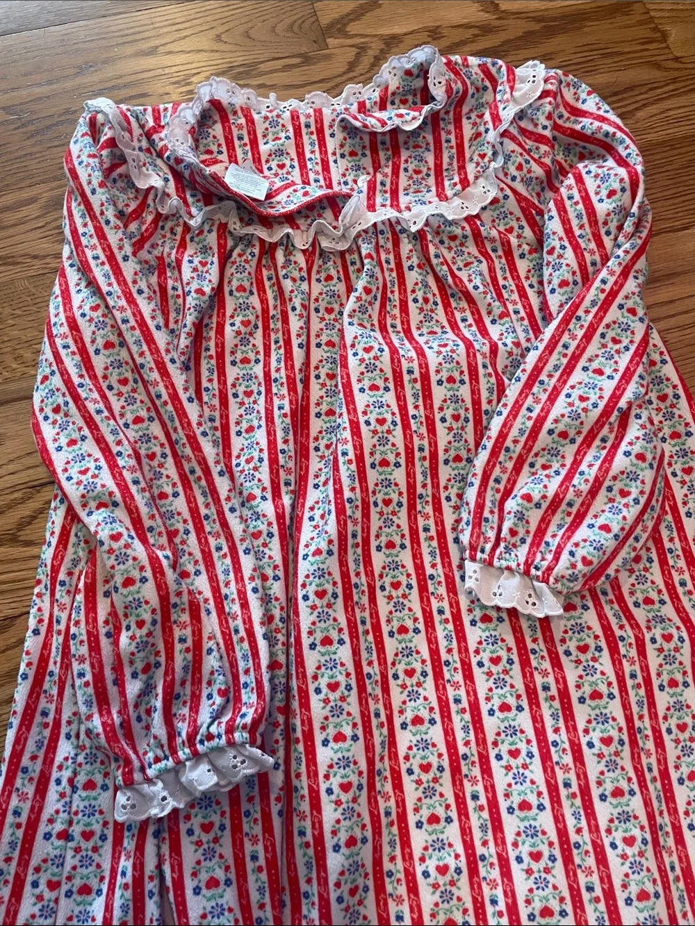 Girls' Red & White Floral Stripe Nightgown with Lace Trim